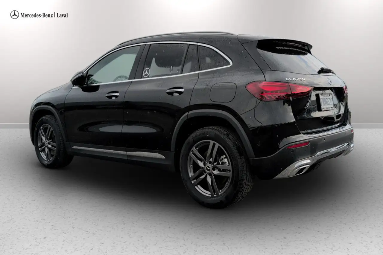 Mercedes-Benz GLA fotografie Mercedes-Benz GLA