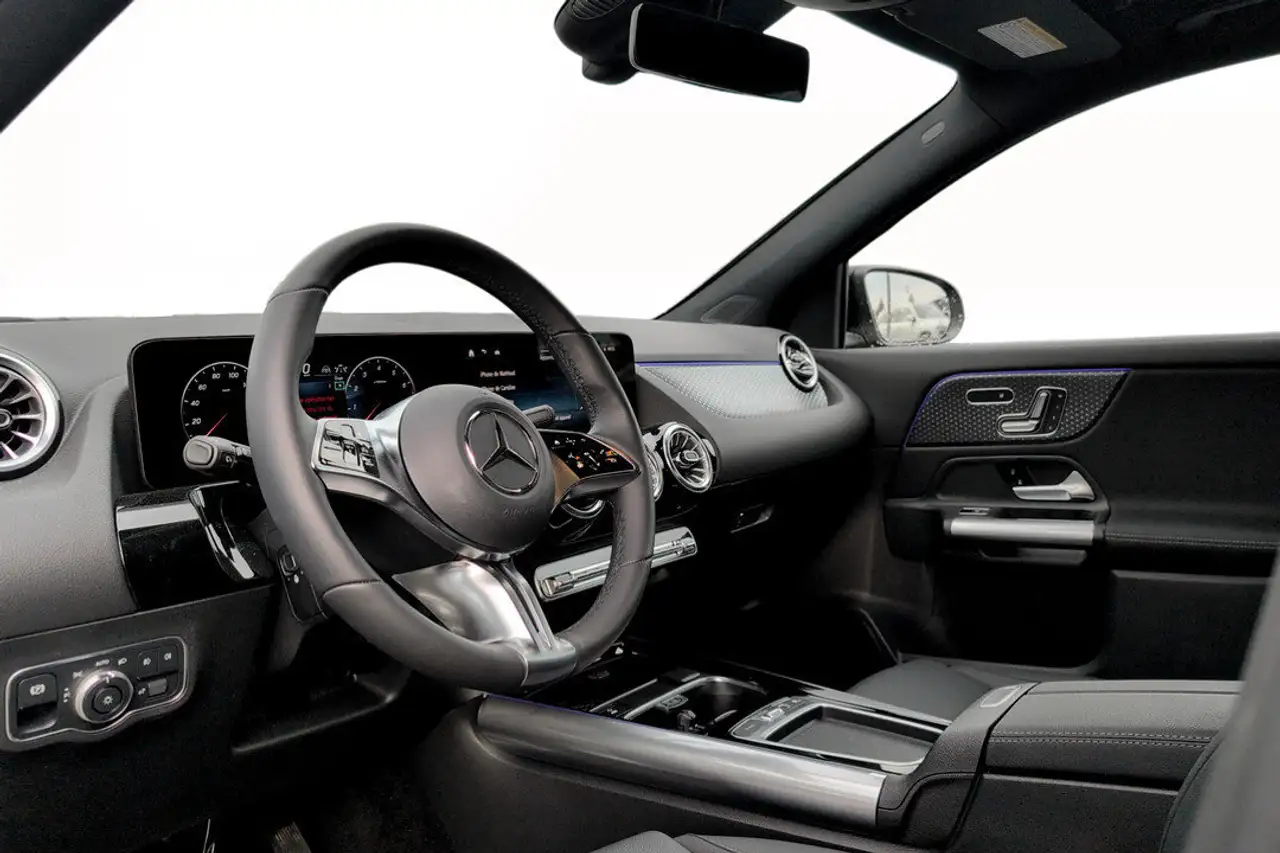 Mercedes-Benz GLA fotografie Mercedes-Benz GLA