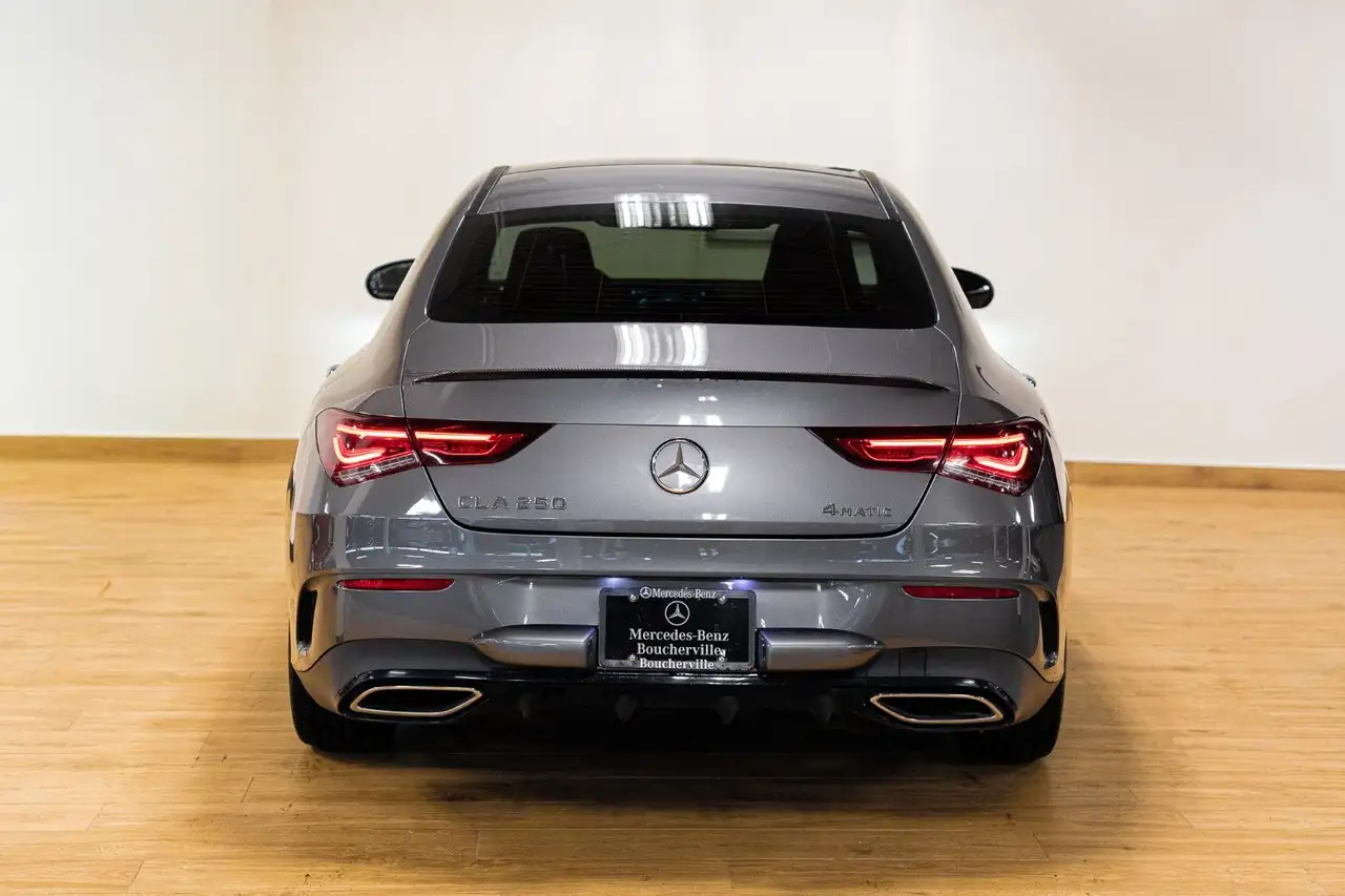 Mercedes-Benz CLA снимка Mercedes-Benz CLA