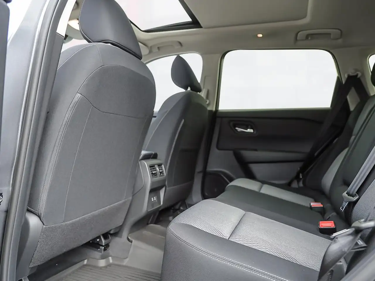 Nissan Rogue photo Nissan Rogue