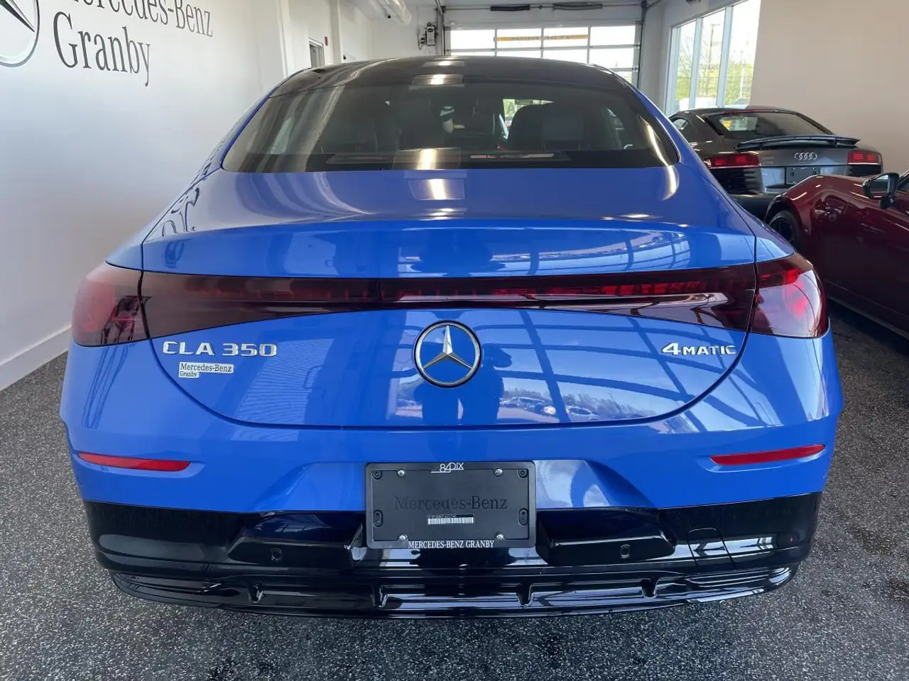 Mercedes-Benz CLA снимка Mercedes-Benz CLA