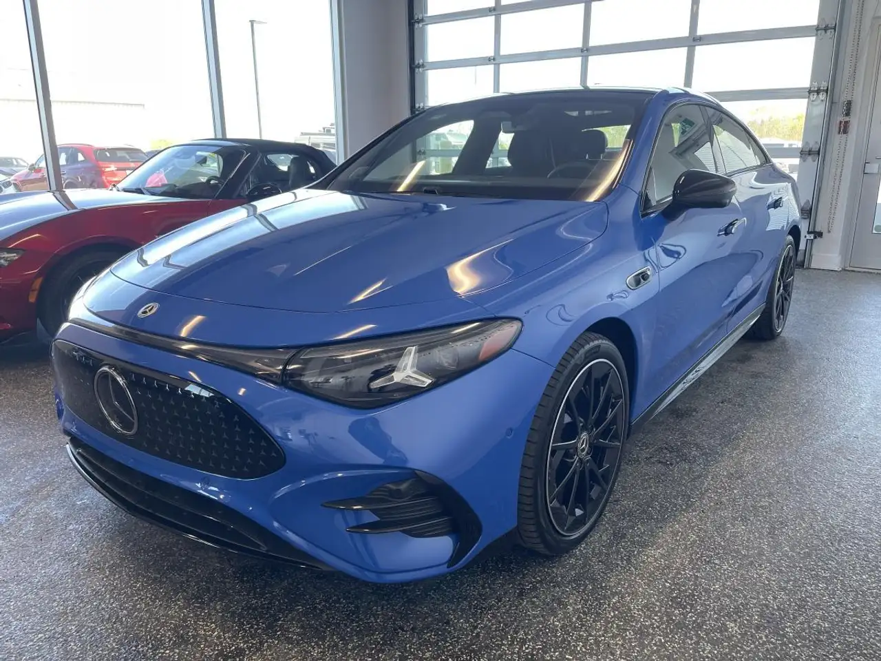 Mercedes-Benz CLA снимка Mercedes-Benz CLA