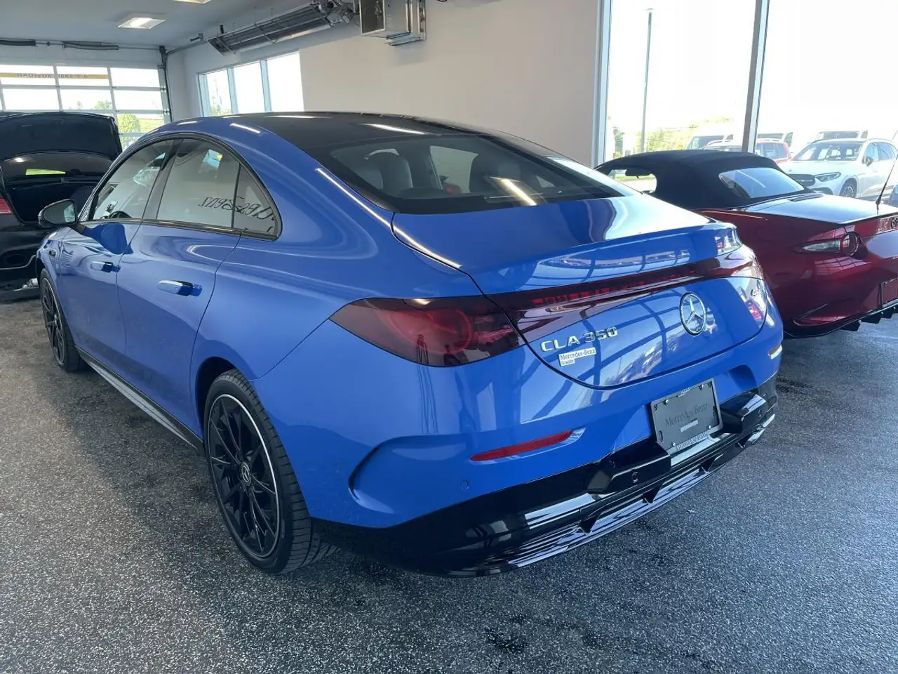 Mercedes-Benz CLA снимка Mercedes-Benz CLA