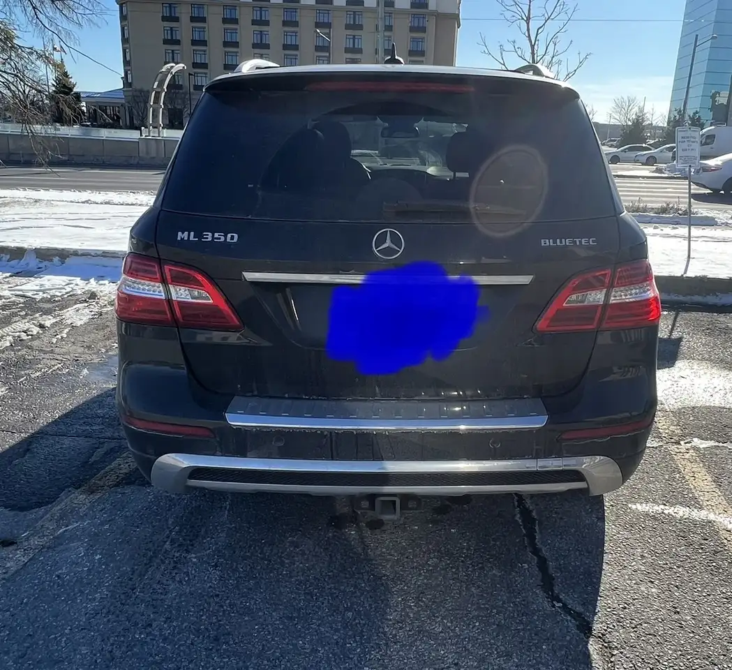 Mercedes-Benz M-Class снимка Mercedes-Benz M-Class