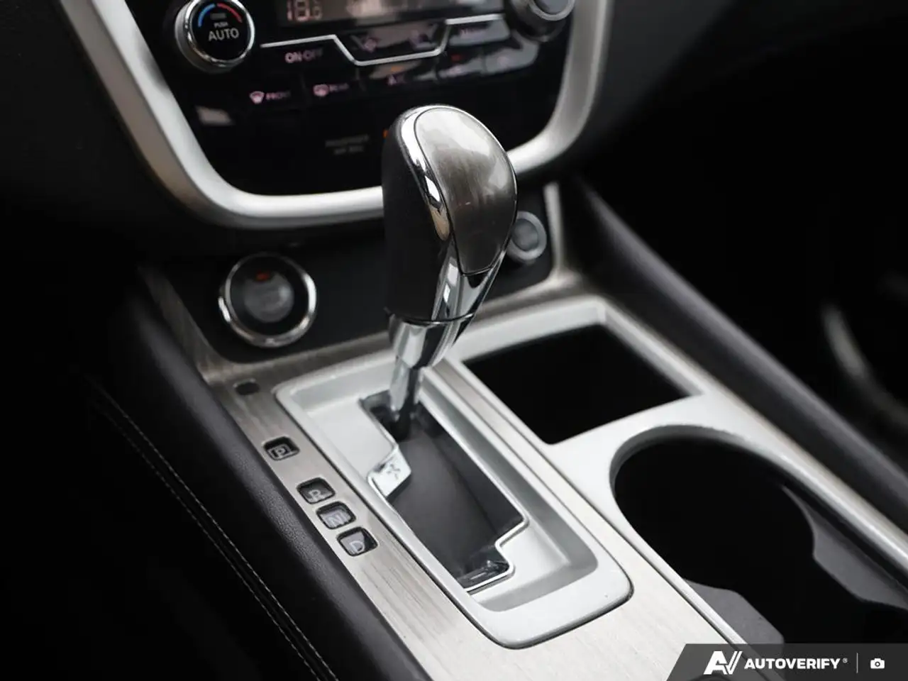 Nissan Murano fotografie Nissan Murano