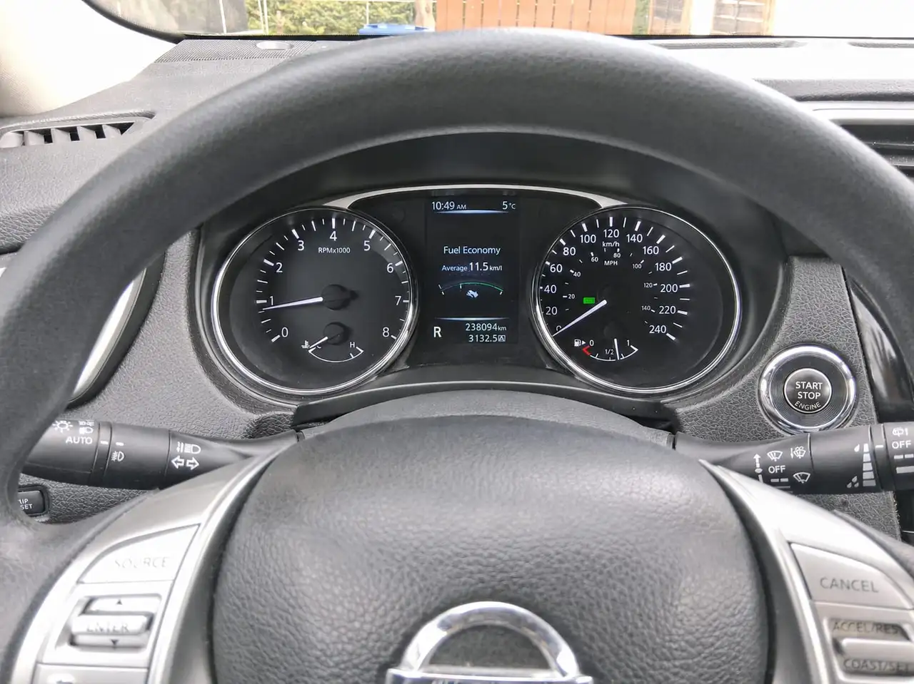 Nissan Rogue fotografie Nissan Rogue