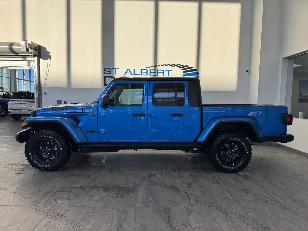 Jeep Gladiator photo Jeep Gladiator