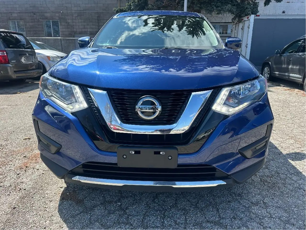 Nissan Rogue fotografie Nissan Rogue