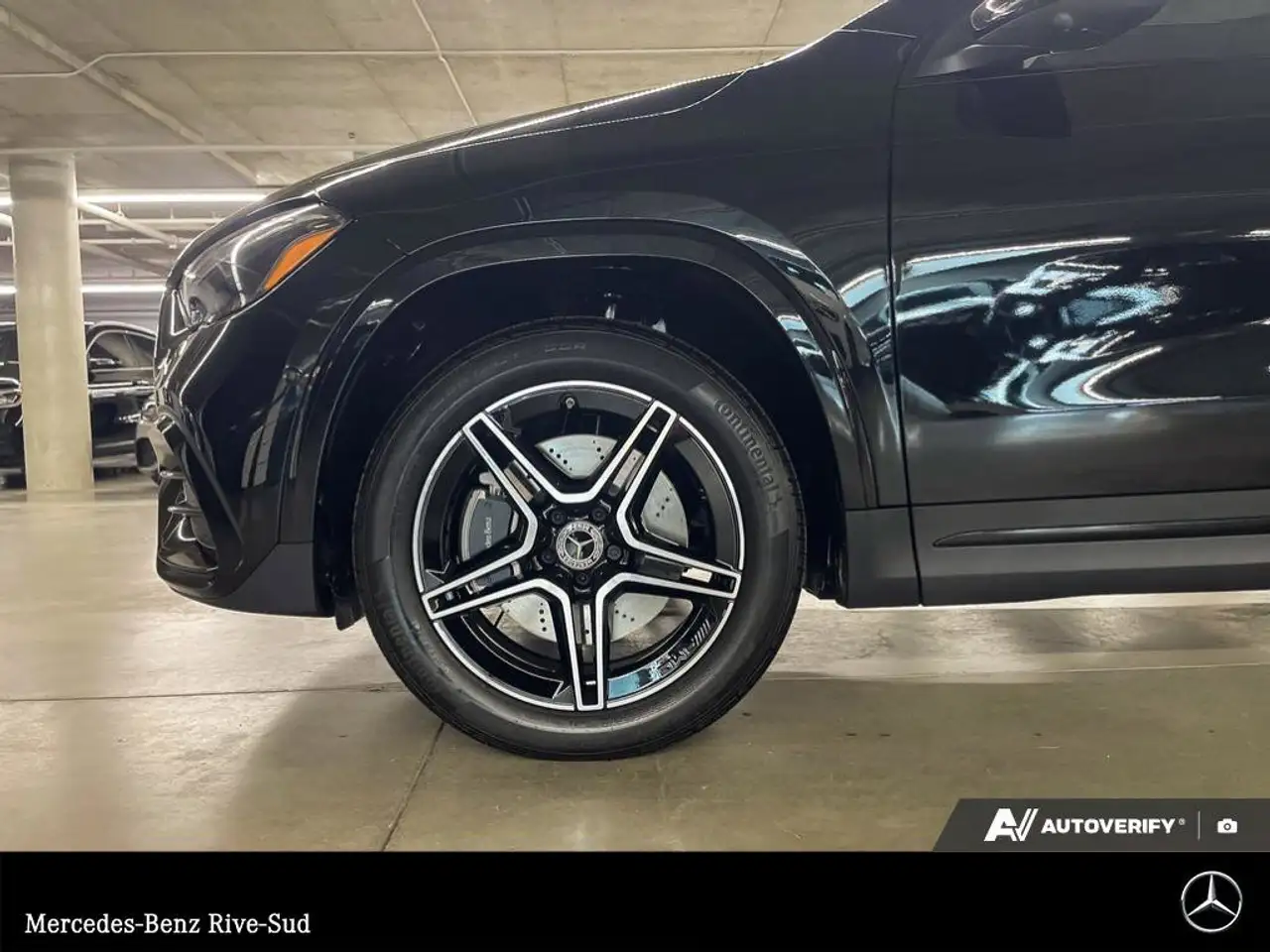 Mercedes-Benz GLA снимка Mercedes-Benz GLA