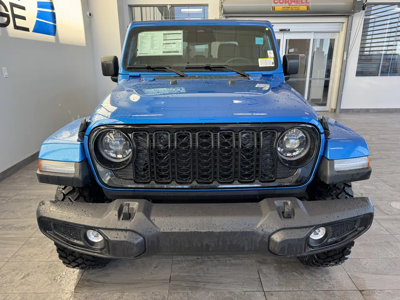 Jeep Gladiator photo Jeep Gladiator