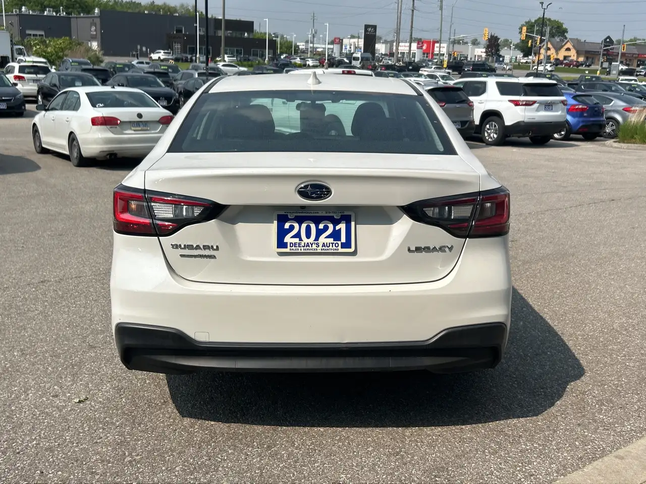 Subaru Legacy снимка Subaru Legacy