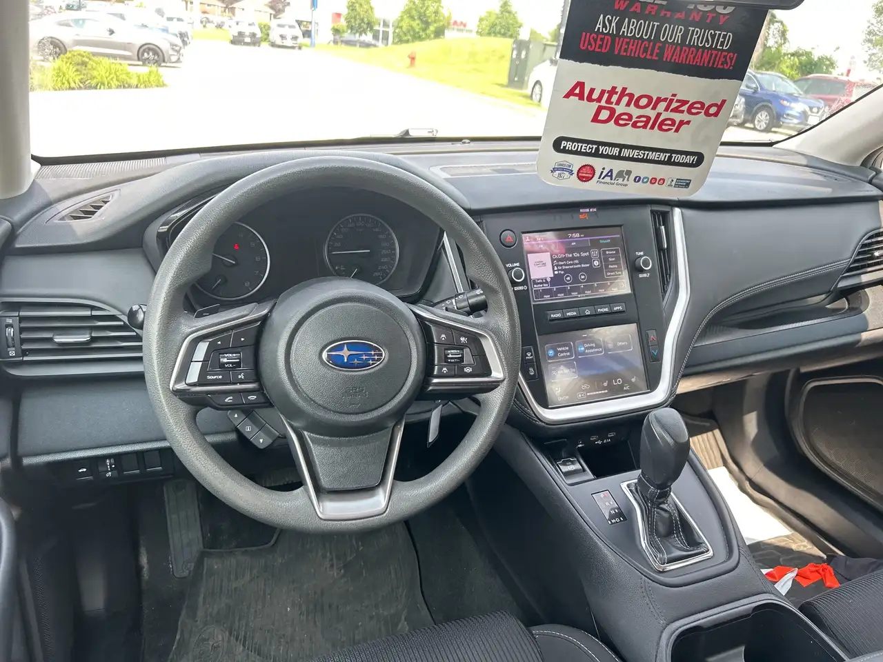 Subaru Legacy снимка Subaru Legacy