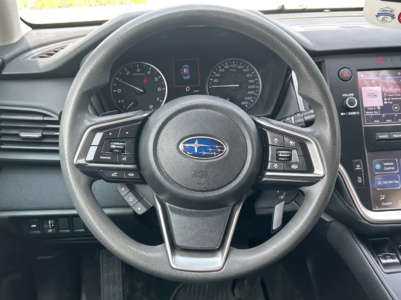 Subaru Legacy снимка Subaru Legacy