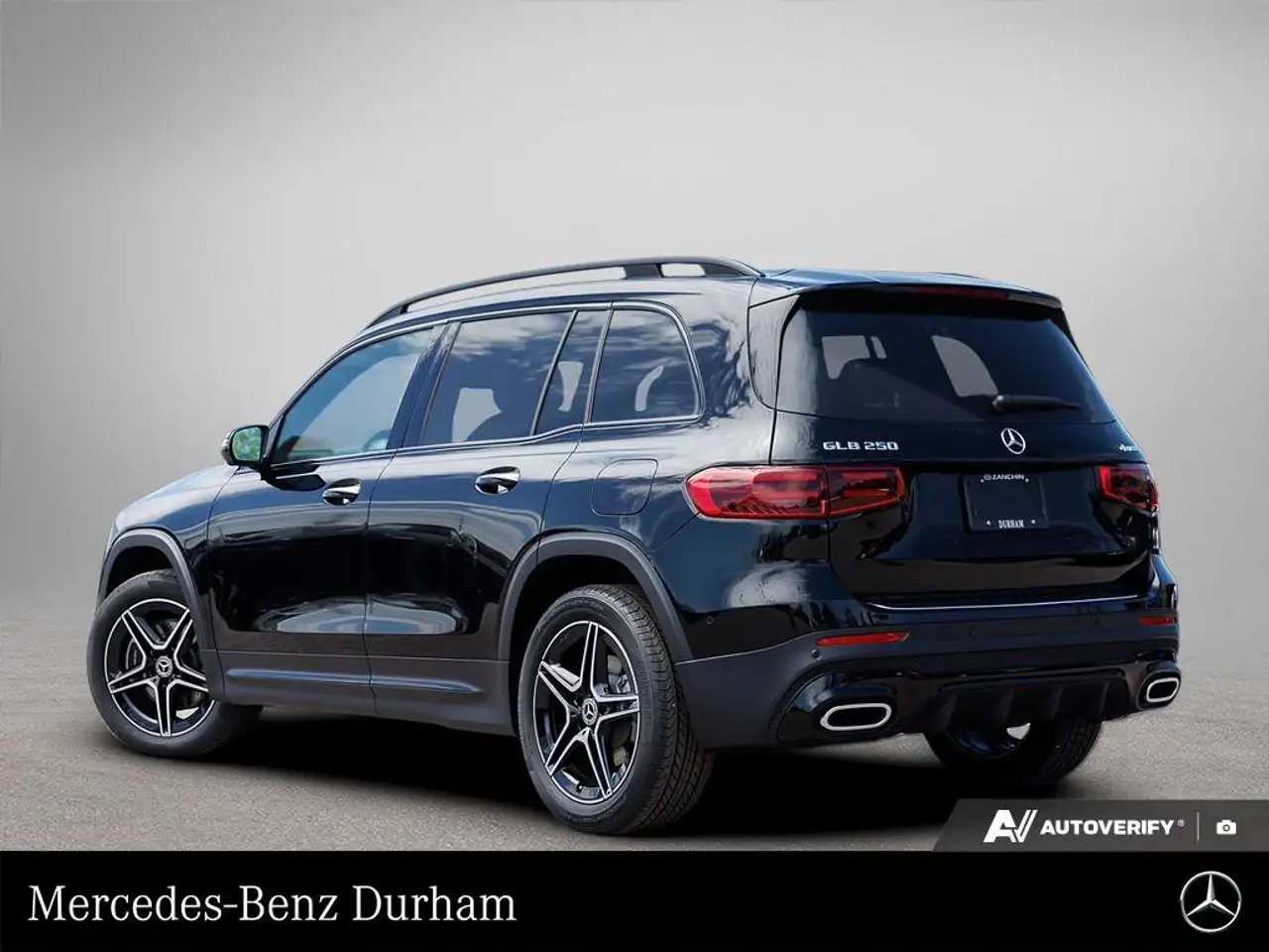 Mercedes-Benz GLB fotografie Mercedes-Benz GLB