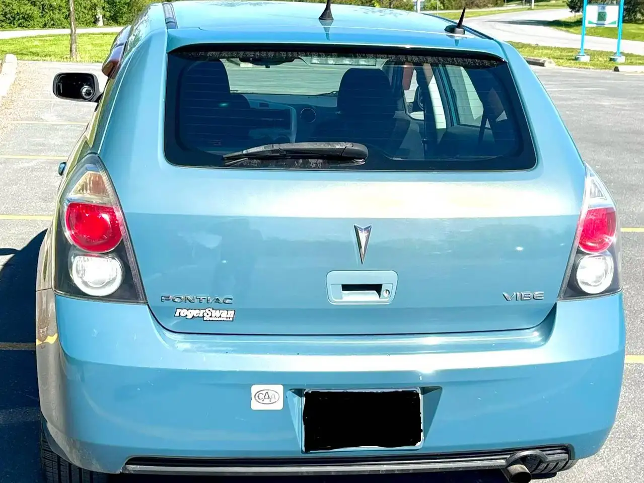 Pontiac Vibe photo Pontiac Vibe