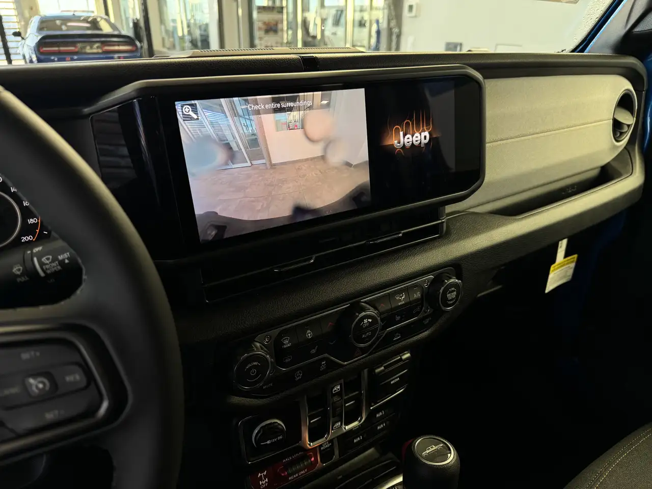 Jeep Gladiator photo Jeep Gladiator