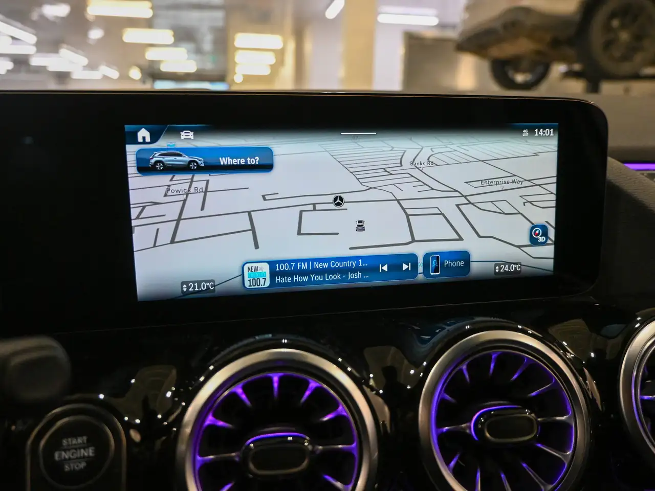 Mercedes-Benz GLA снимка Mercedes-Benz GLA