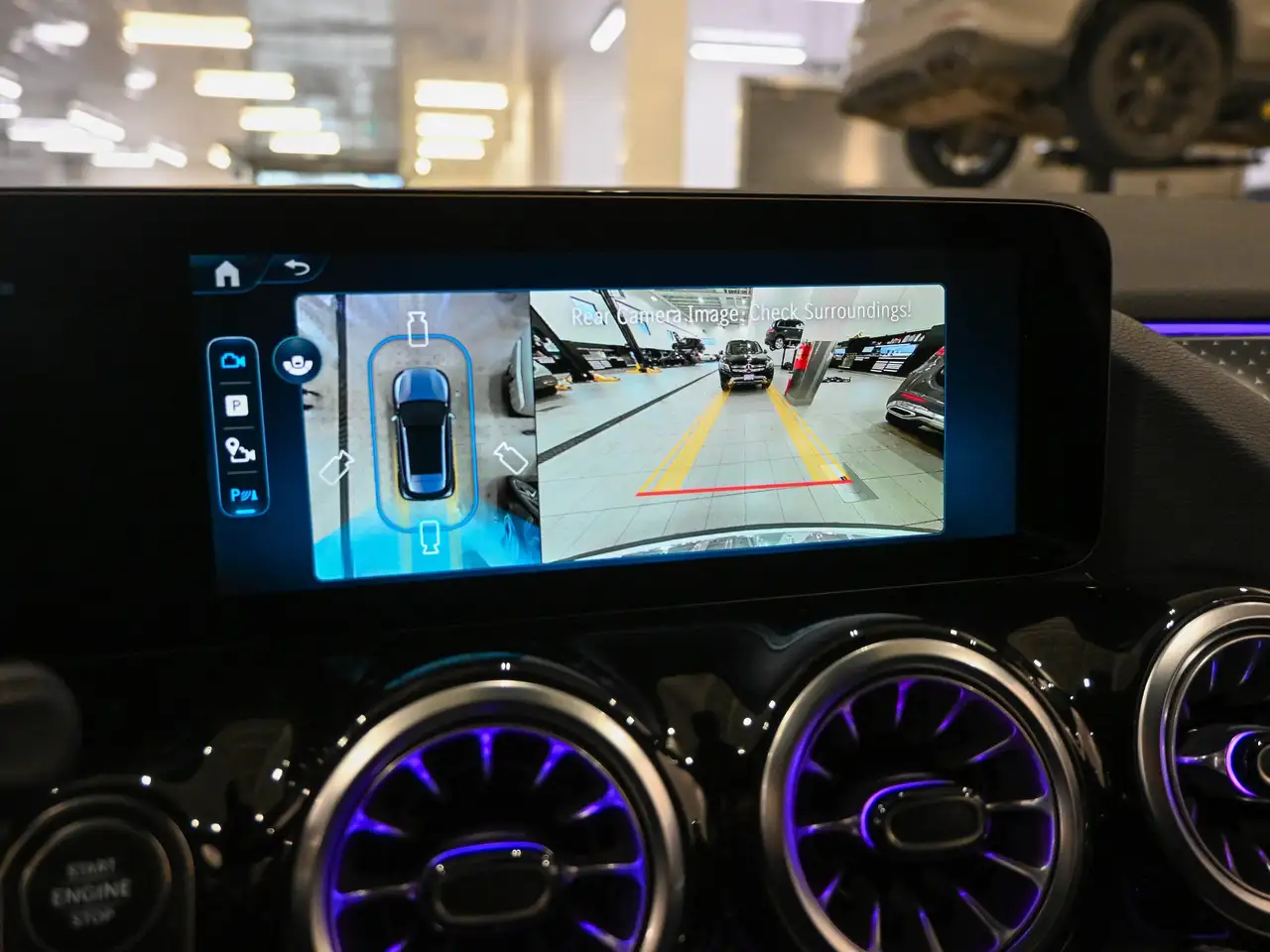 Mercedes-Benz GLA снимка Mercedes-Benz GLA