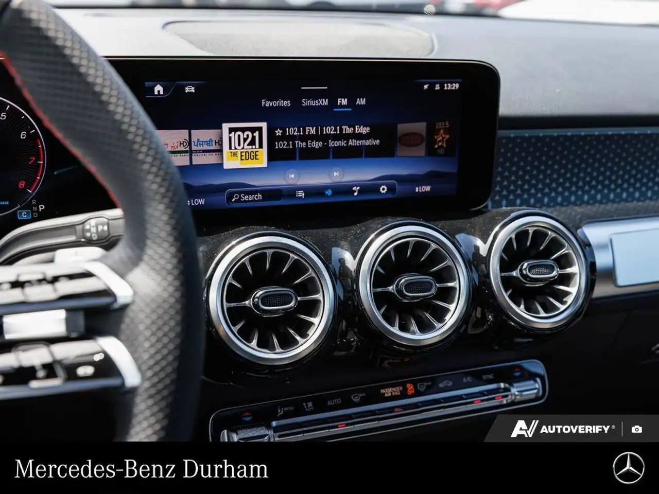 Mercedes-Benz GLB fotografie Mercedes-Benz GLB