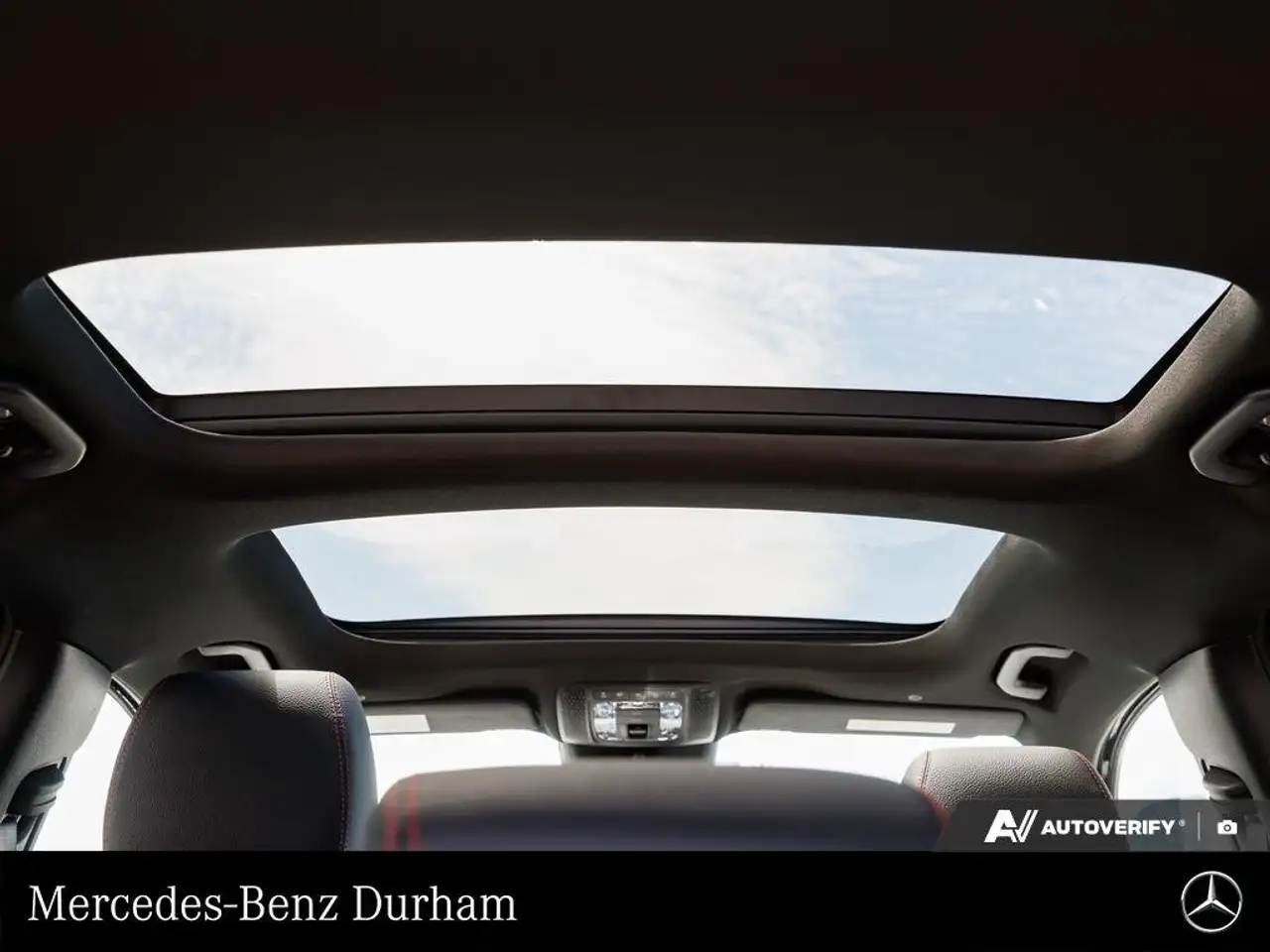 Mercedes-Benz GLB fotografie Mercedes-Benz GLB