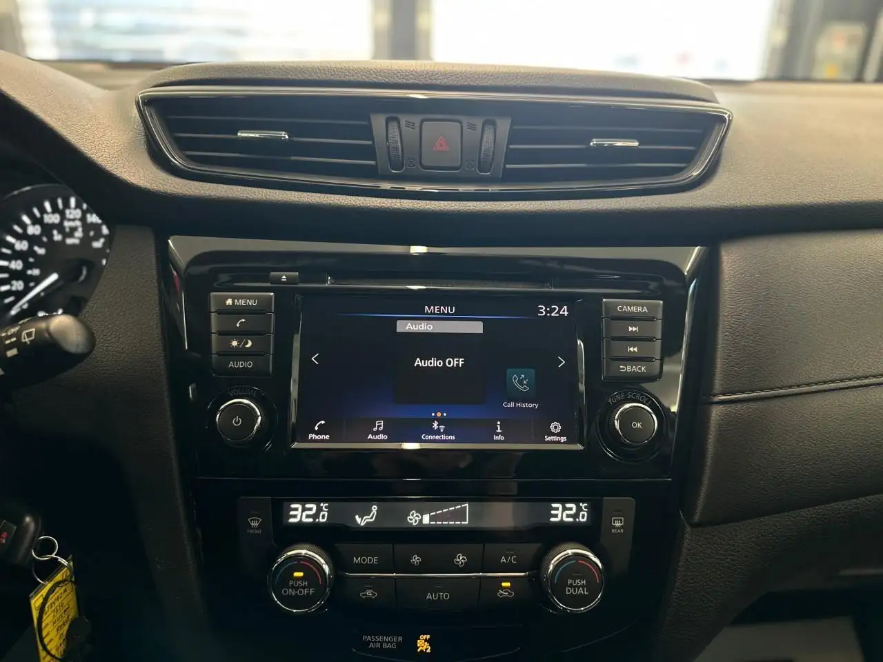 Nissan Rogue fotografie Nissan Rogue