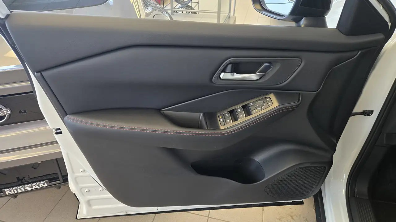 Nissan Rogue photo Nissan Rogue