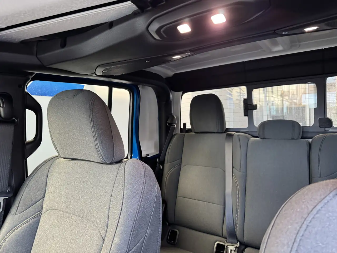Jeep Gladiator photo Jeep Gladiator