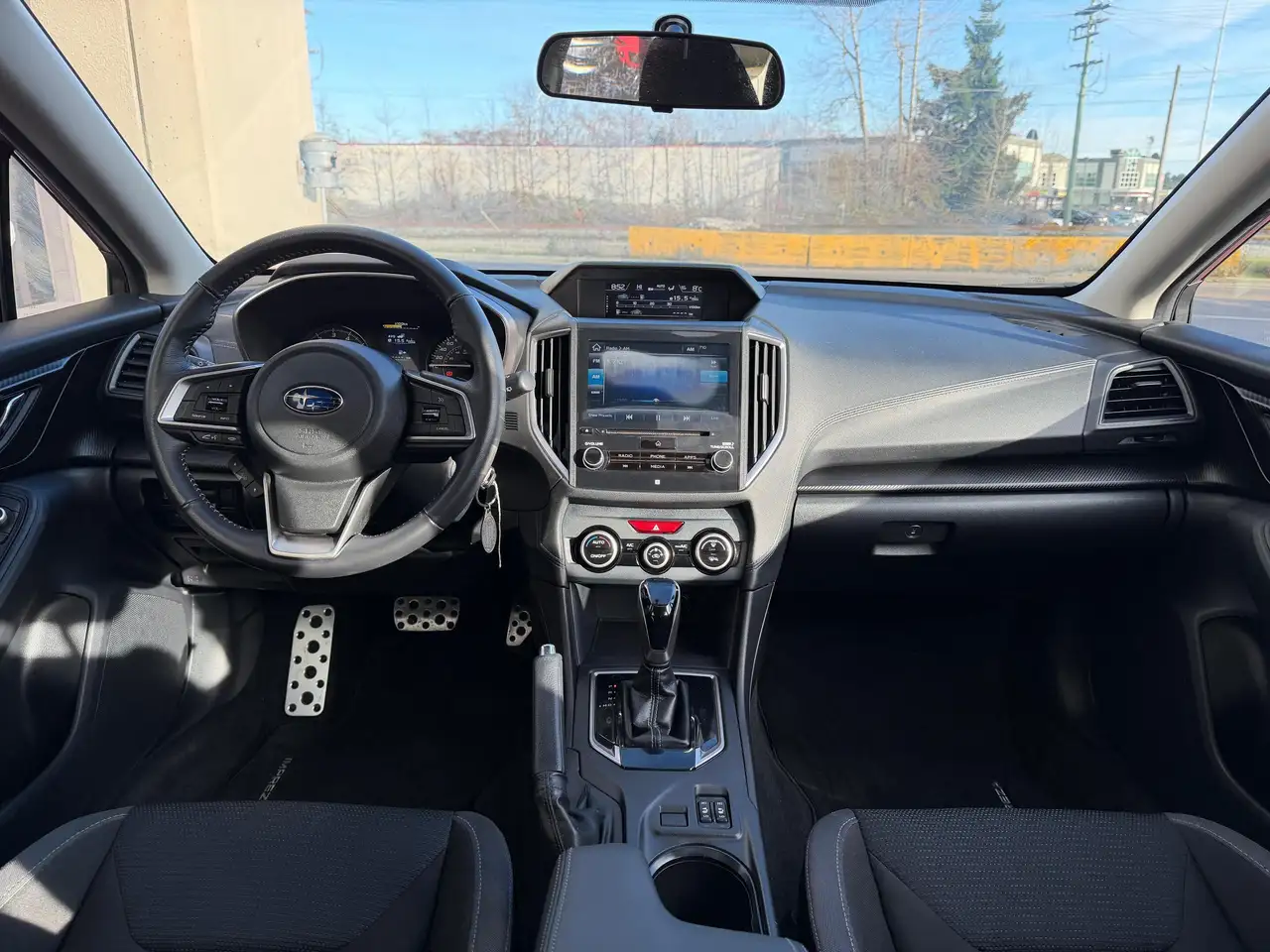 Subaru Impreza снимка Subaru Impreza
