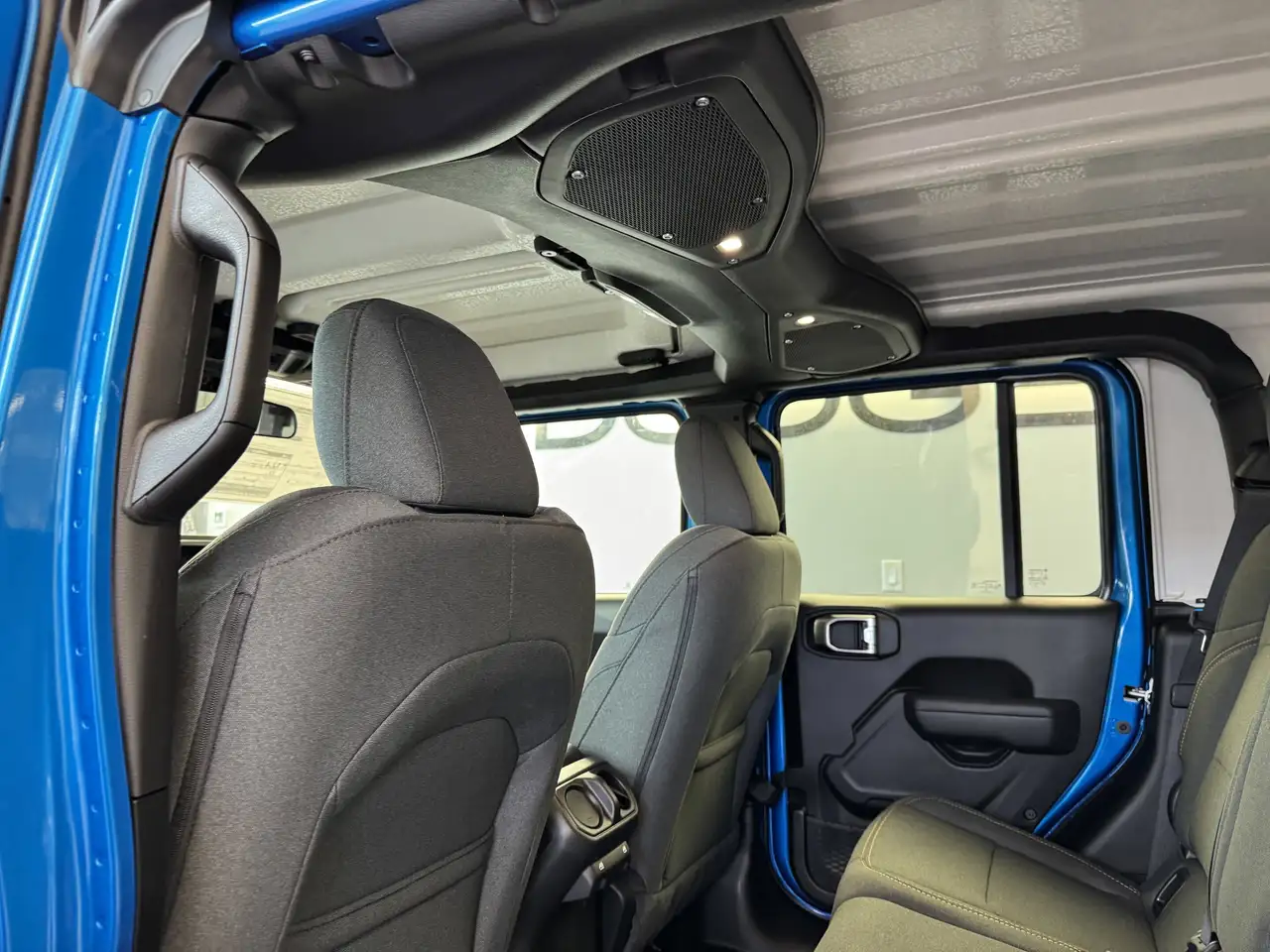 Jeep Gladiator photo Jeep Gladiator