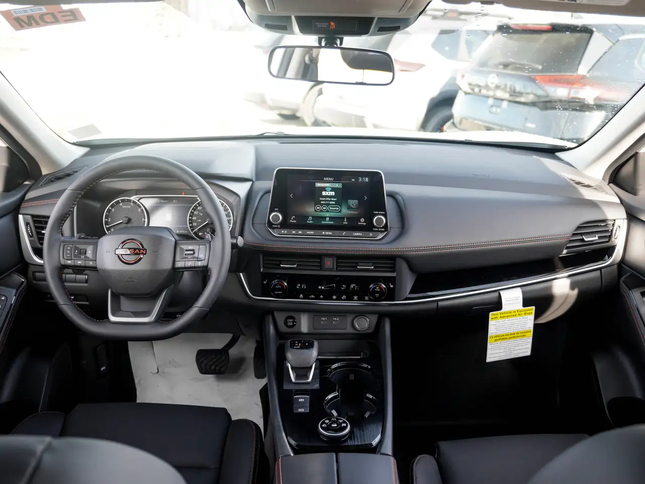 Nissan Rogue fotografie Nissan Rogue