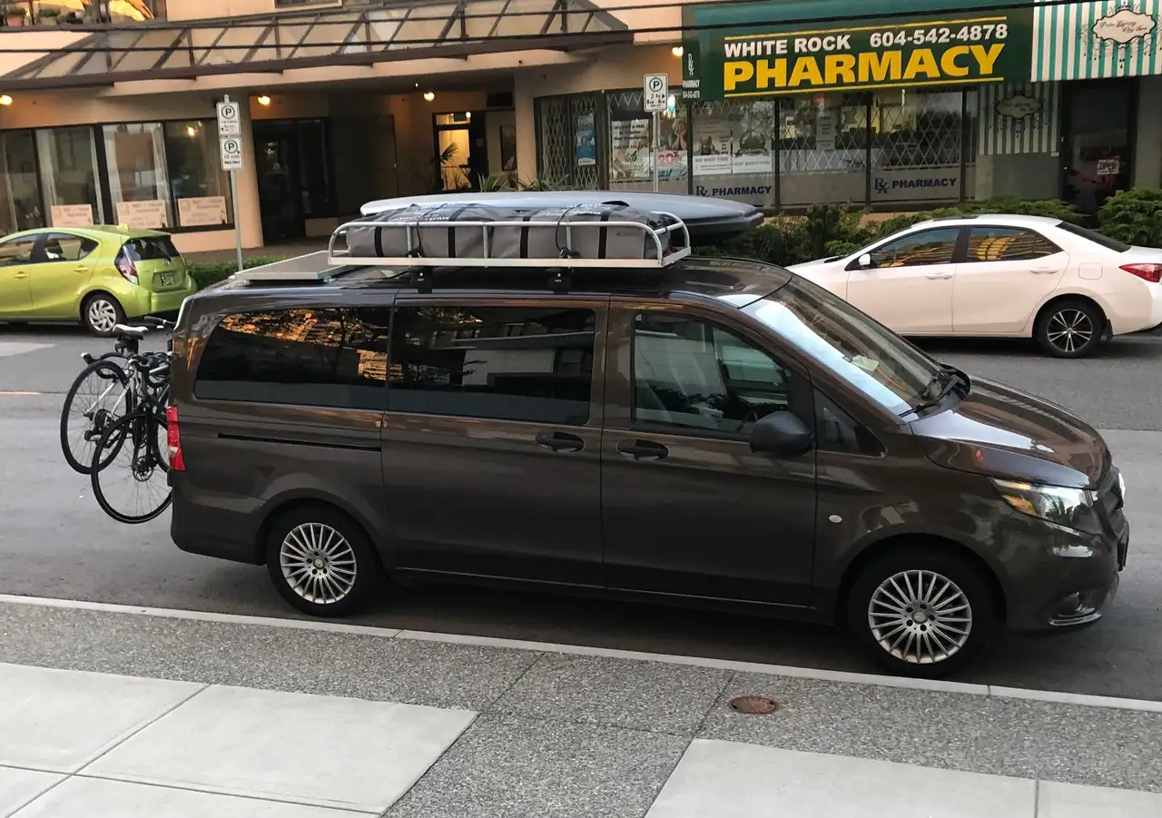 2016 Mercedes-Benz Metris Passenger Van