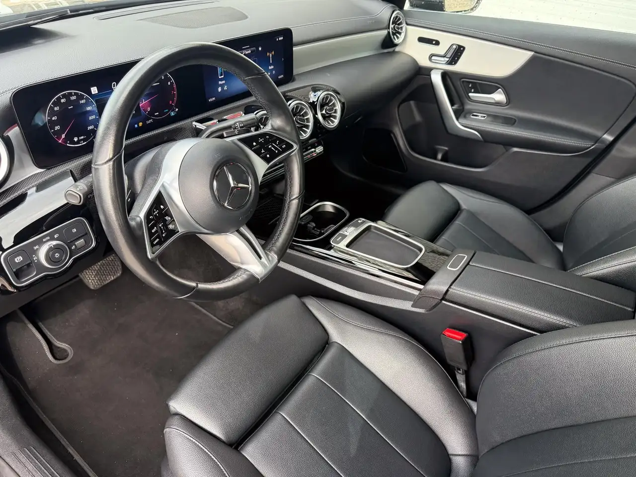 Mercedes-Benz CLA fotografie Mercedes-Benz CLA