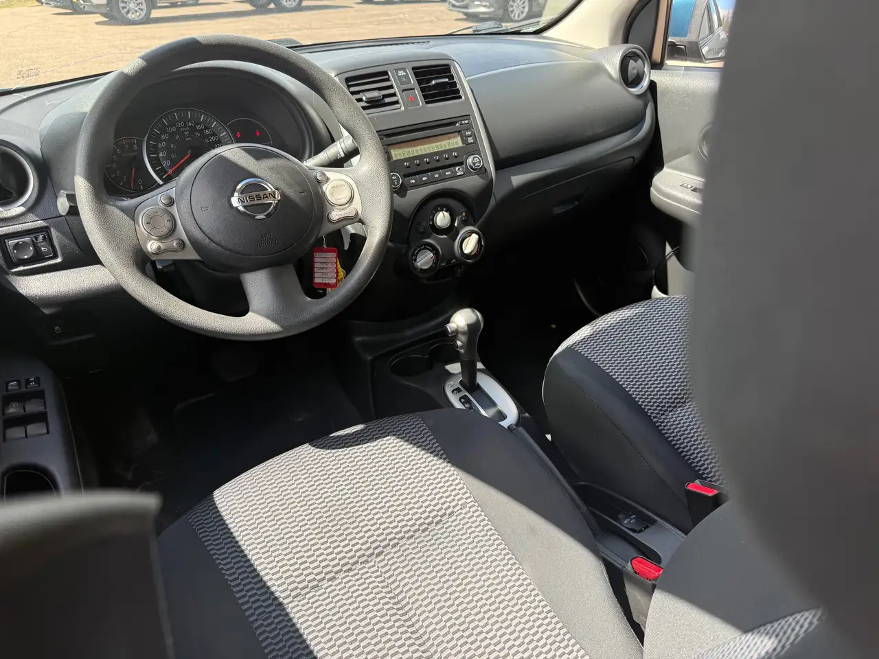 Nissan Micra fotografie Nissan Micra