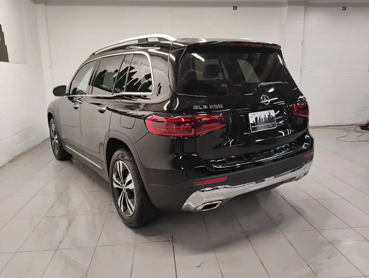 Mercedes-Benz GLB снимка Mercedes-Benz GLB