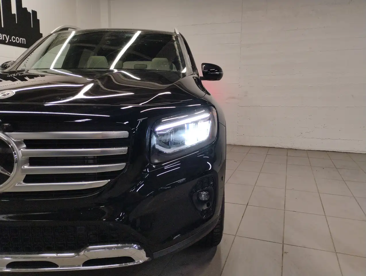 Mercedes-Benz GLB снимка Mercedes-Benz GLB