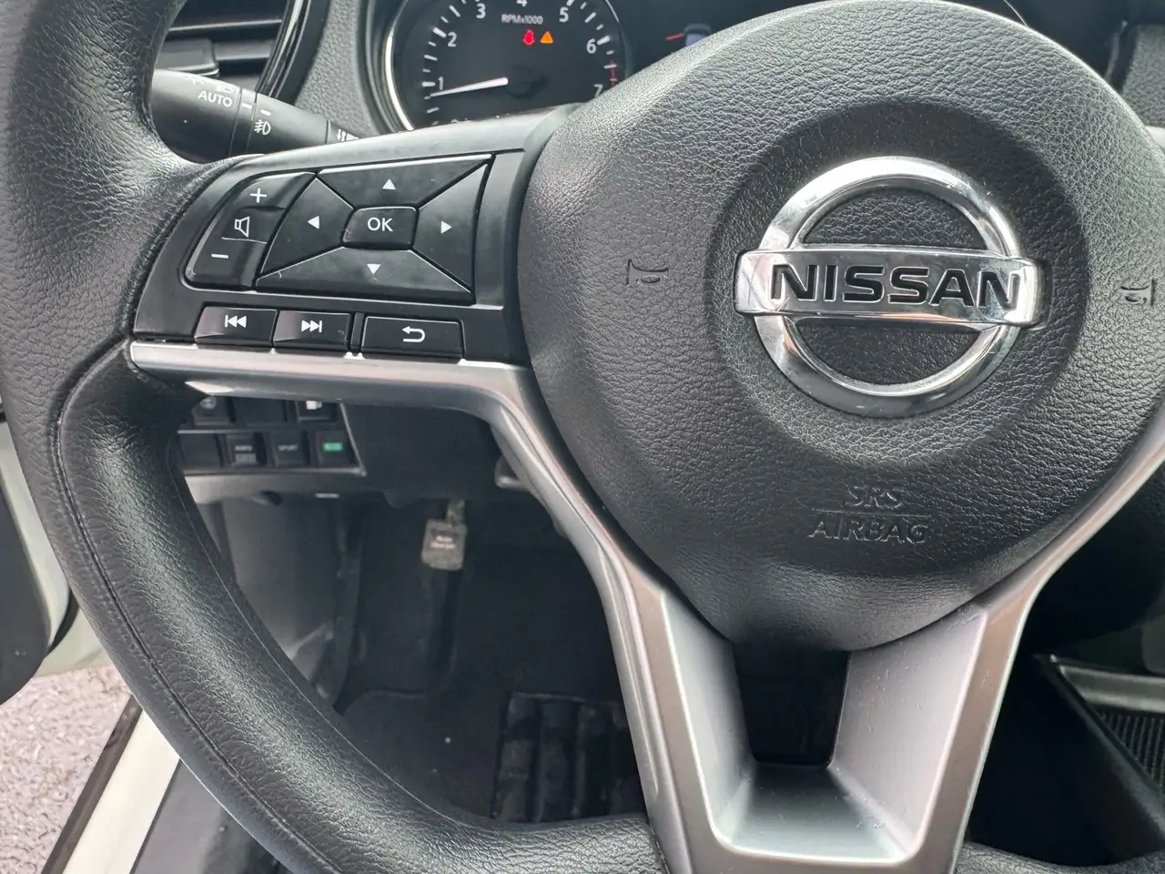 Nissan Rogue fotografie Nissan Rogue