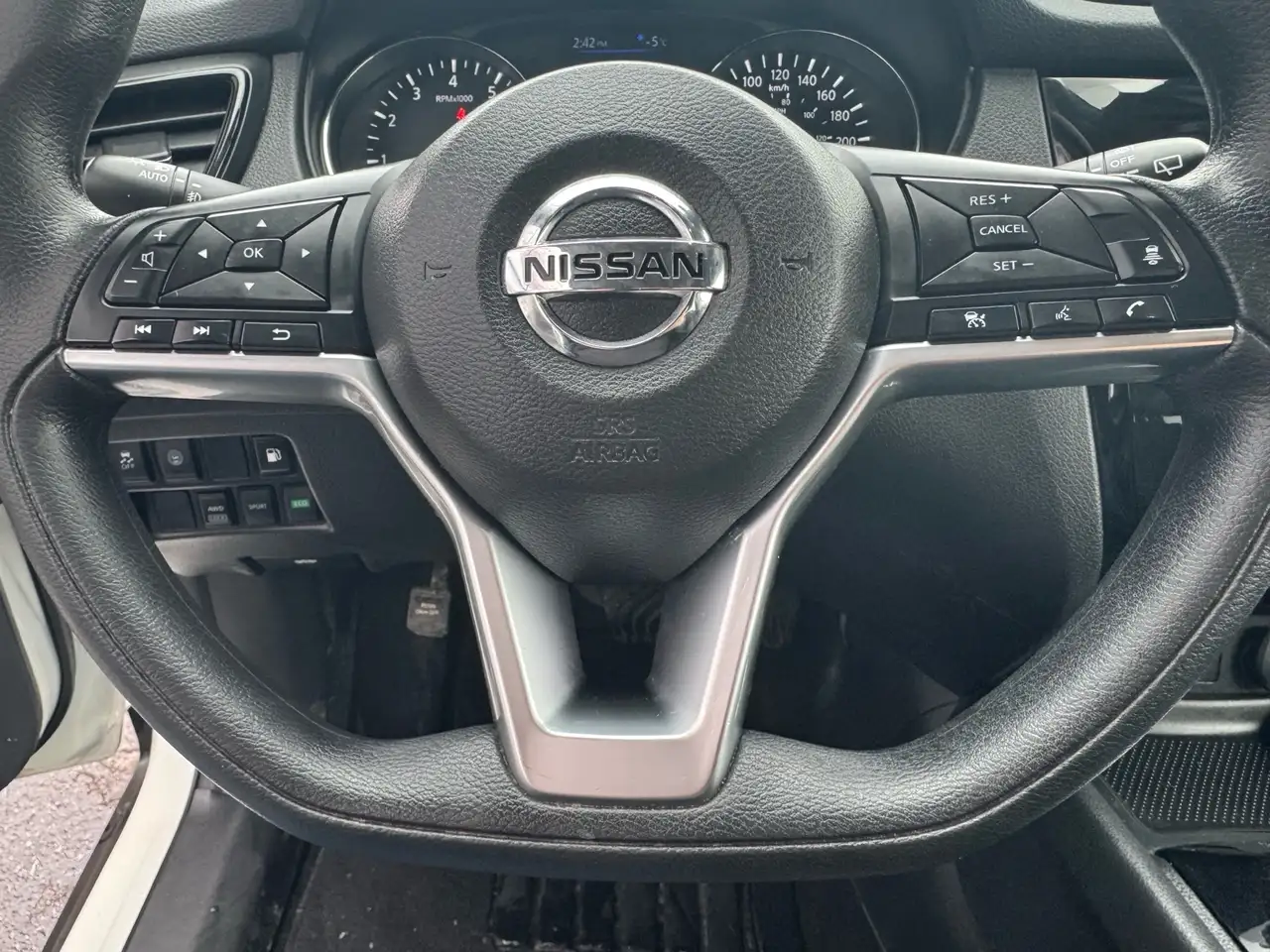 Nissan Rogue fotografie Nissan Rogue