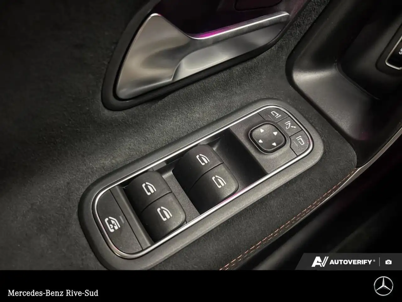 Mercedes-Benz CLA photo Mercedes-Benz CLA
