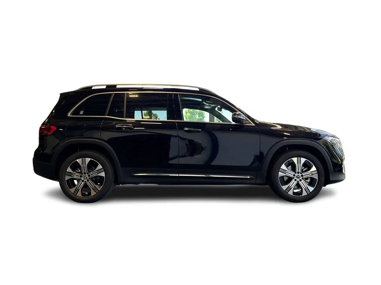 Mercedes-Benz EQB снимка Mercedes-Benz EQB