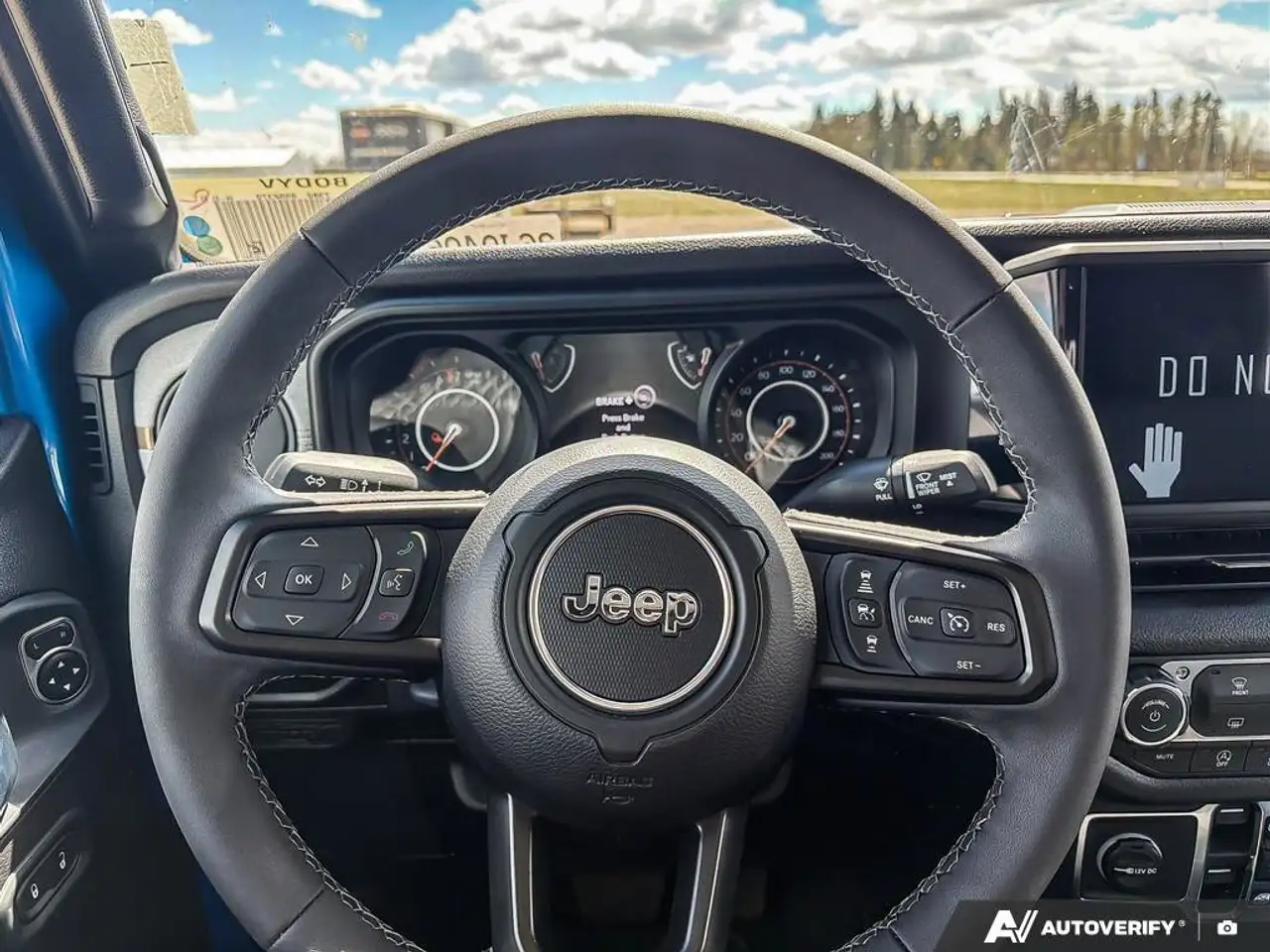 Jeep Gladiator снимка Jeep Gladiator