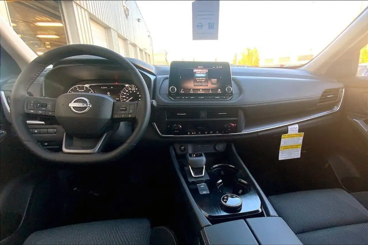 Nissan Rogue fotografie Nissan Rogue