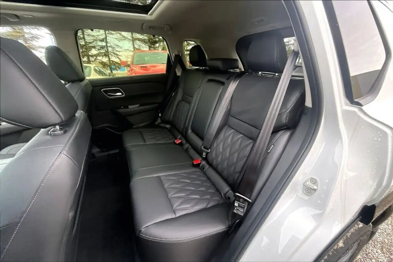 Nissan Rogue photo Nissan Rogue