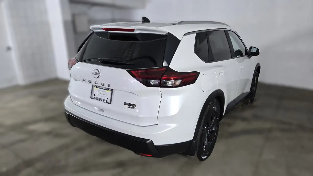Nissan Rogue снимка Nissan Rogue