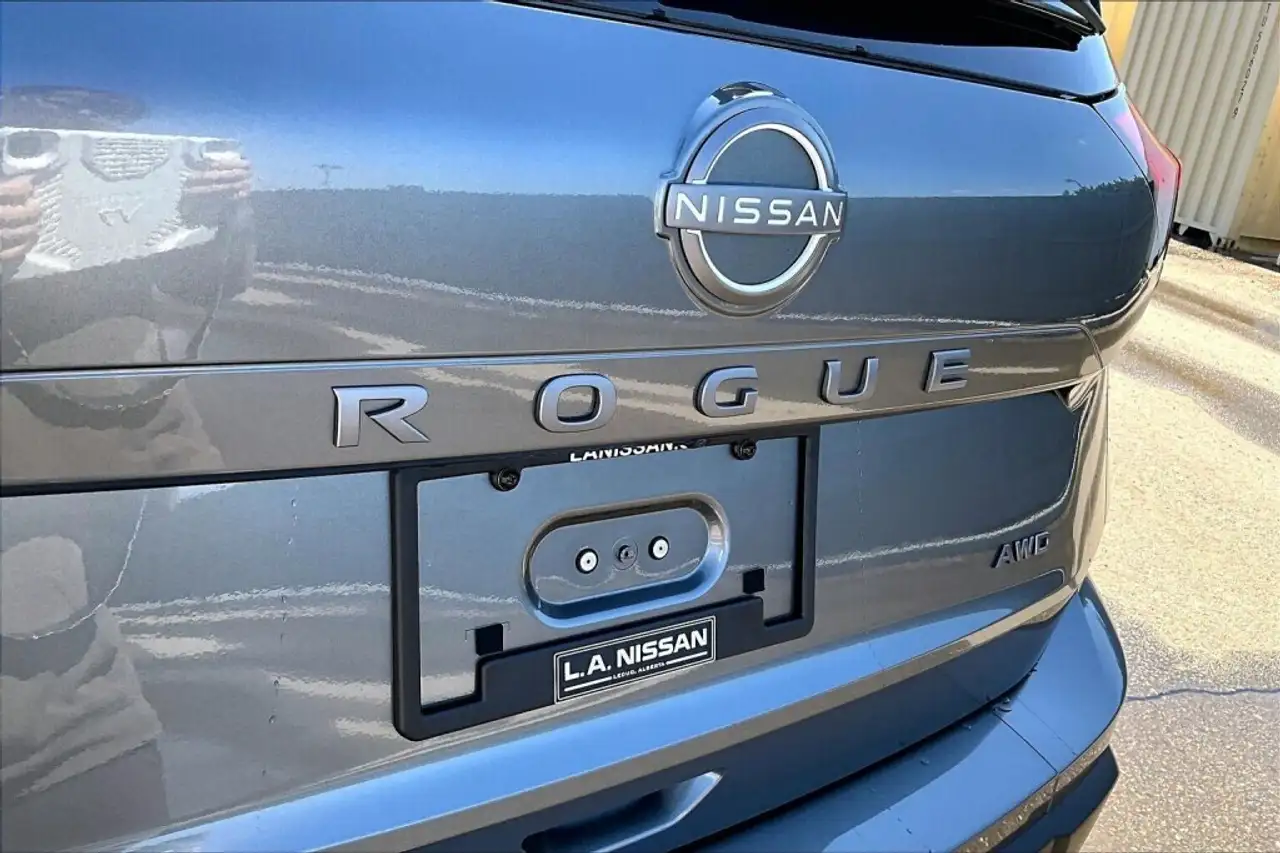 Nissan Rogue fotografie Nissan Rogue