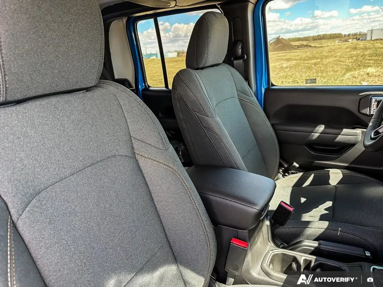 Jeep Gladiator снимка Jeep Gladiator