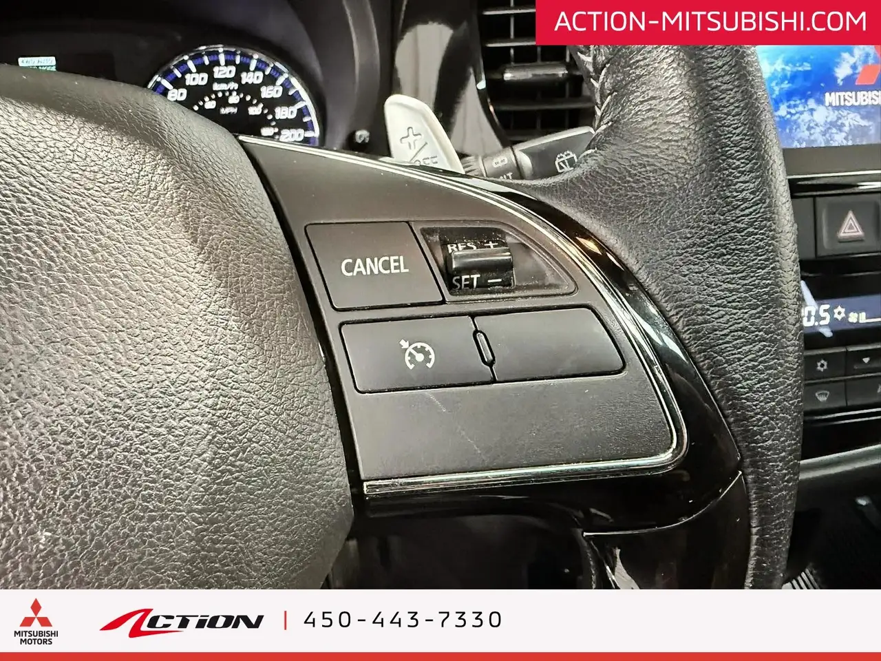 Mitsubishi Outlander снимка Mitsubishi Outlander