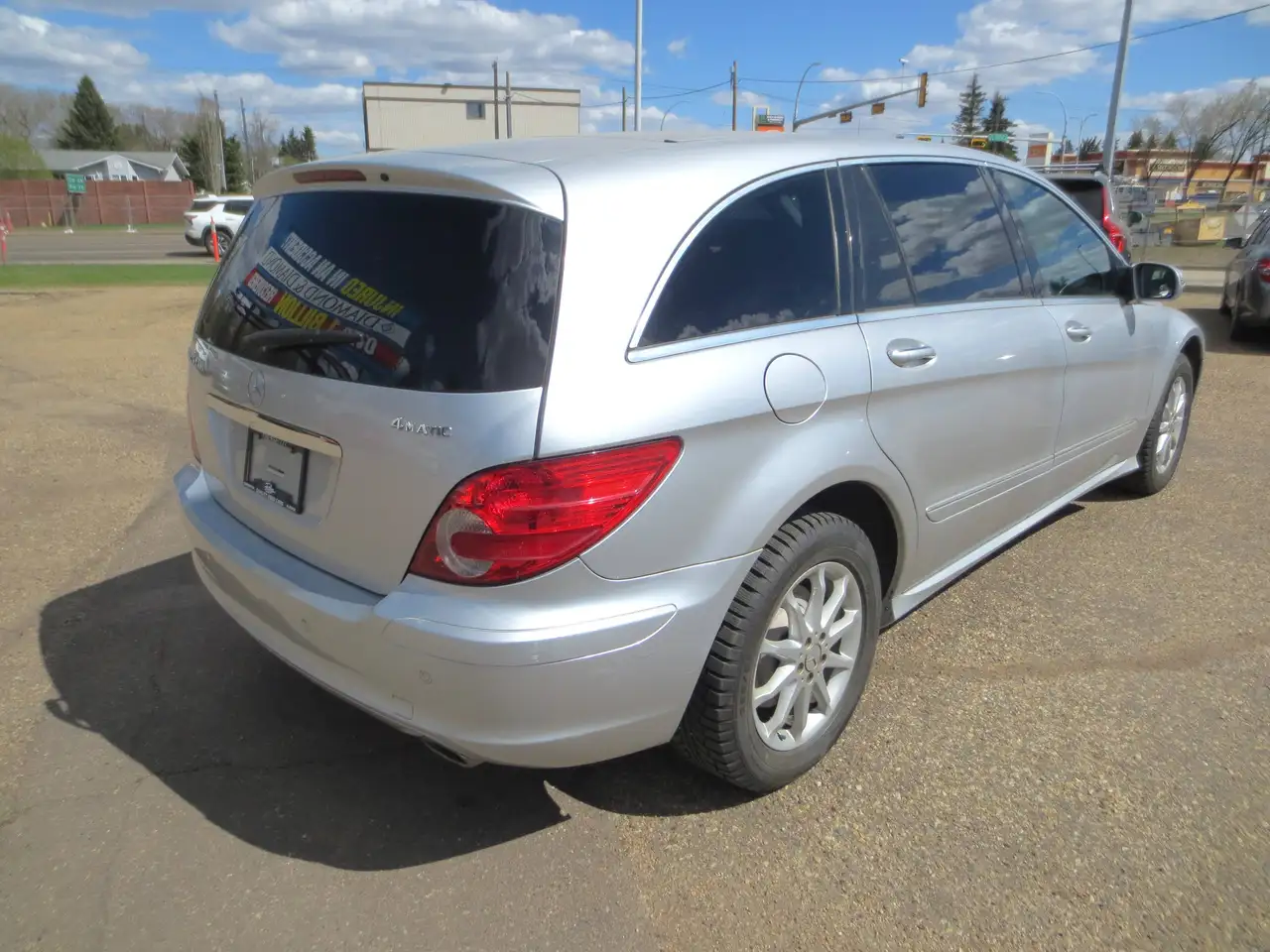 Mercedes-Benz R-Class снимка Mercedes-Benz R-Class