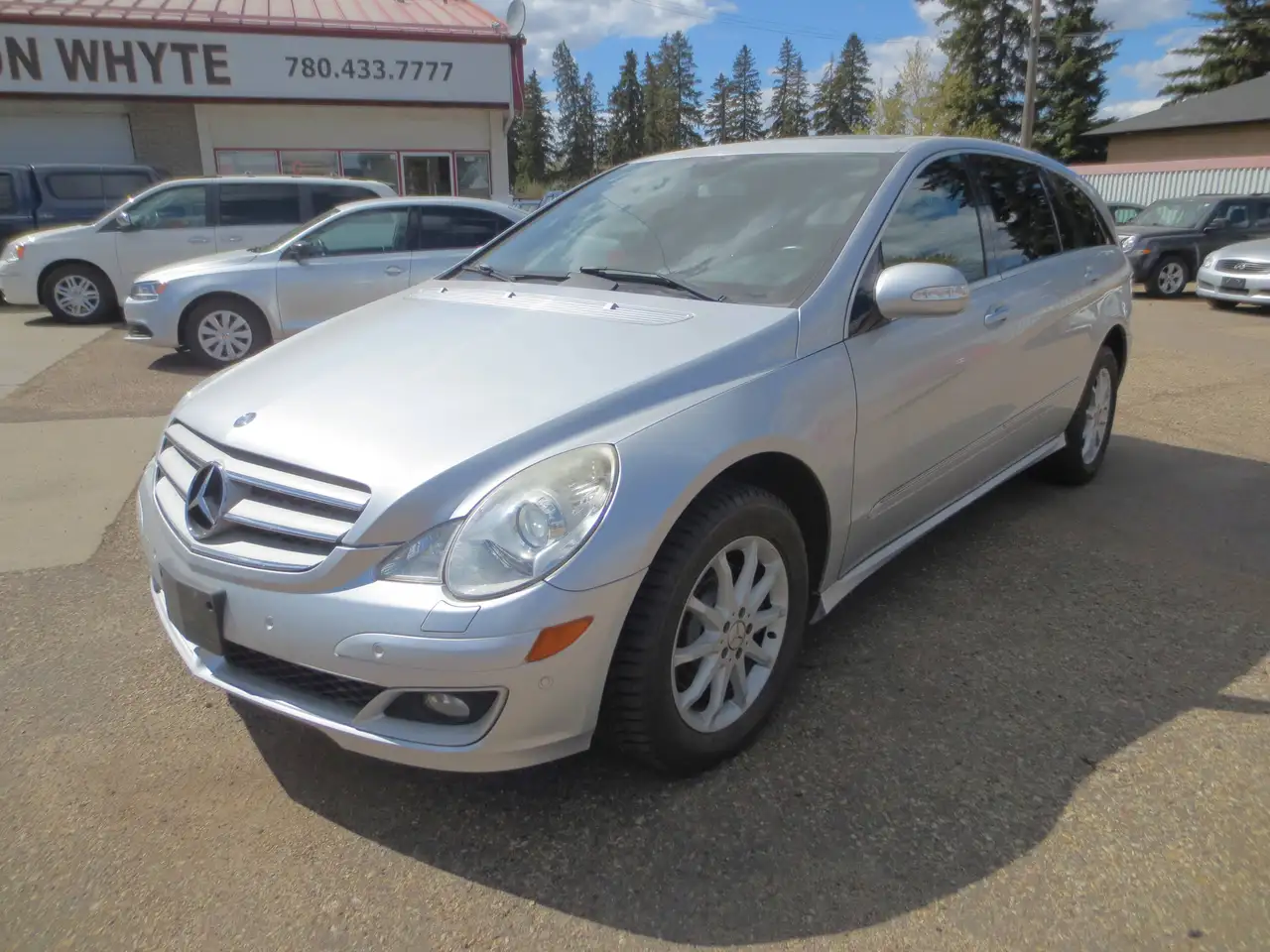 Mercedes-Benz R-Class снимка Mercedes-Benz R-Class