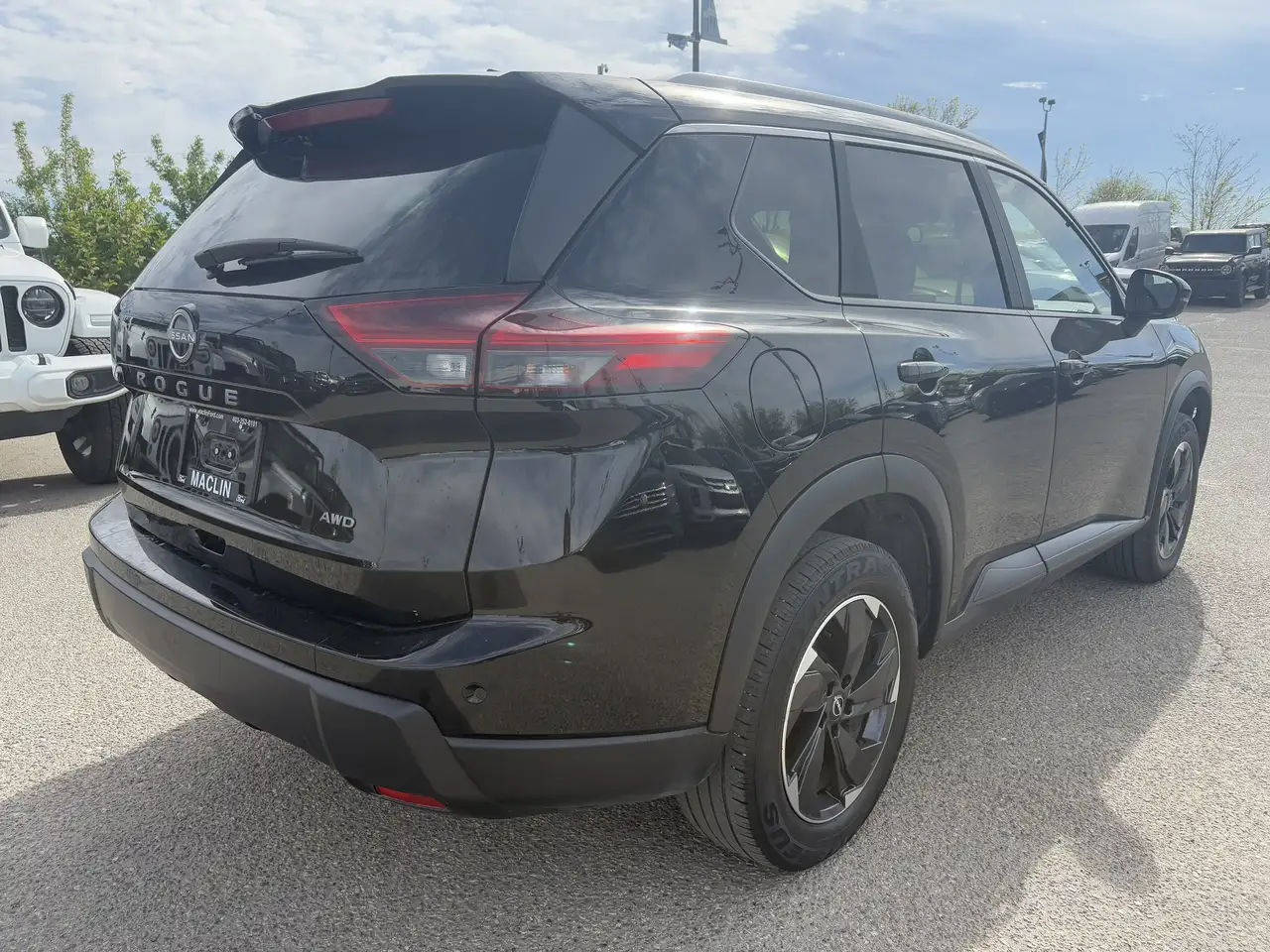 Nissan Rogue снимка Nissan Rogue