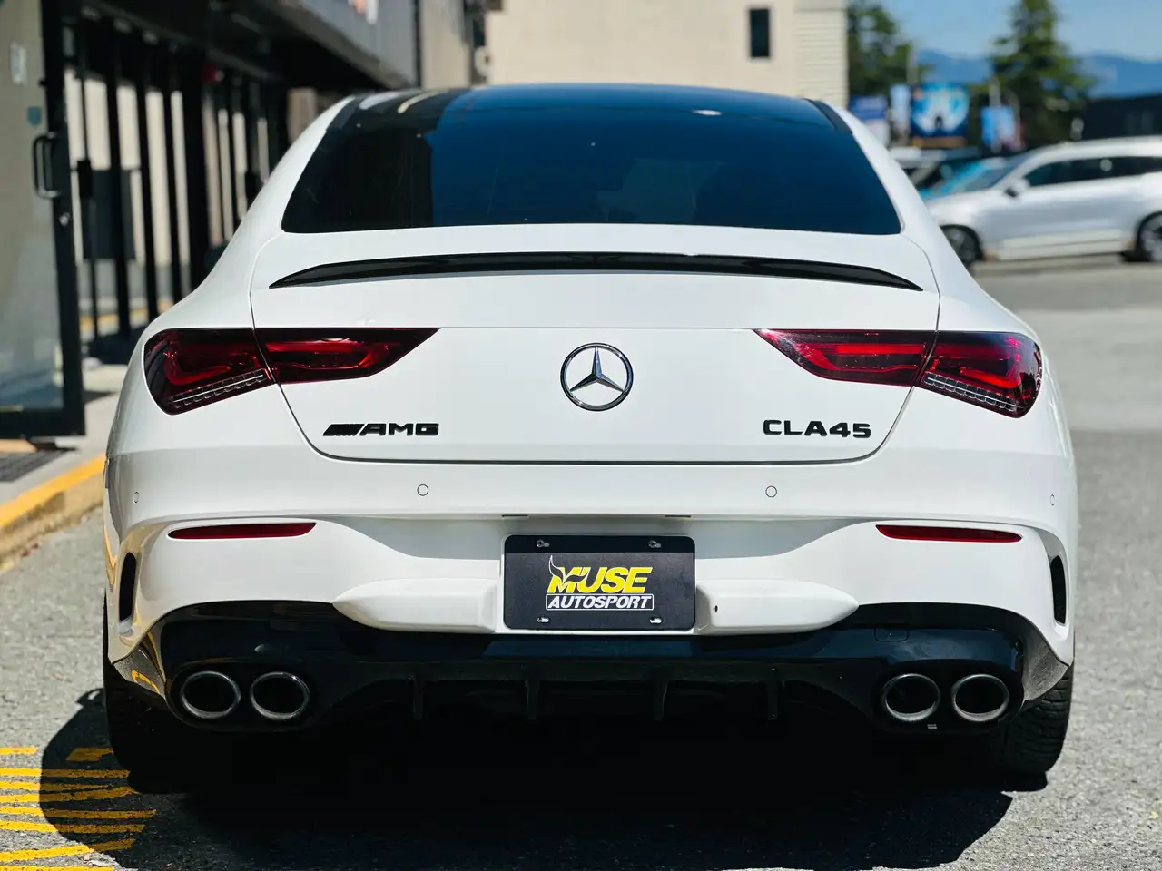 Mercedes-Benz CLA снимка Mercedes-Benz CLA